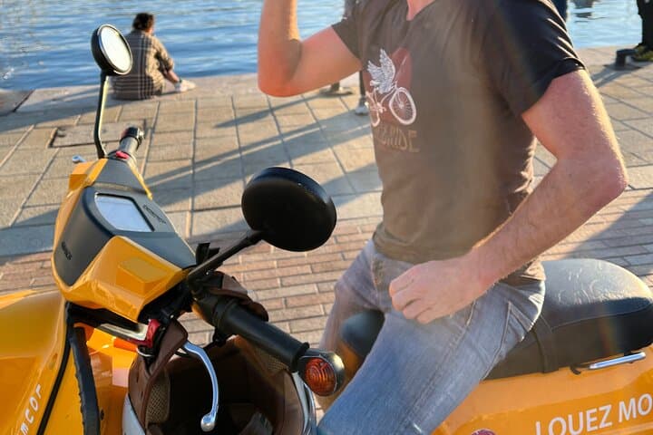 Discovery of Cassis and La Ciotat by electric scooter