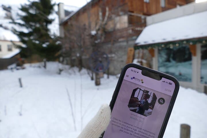 Unpublished activity in the streets of the resort in Châtel