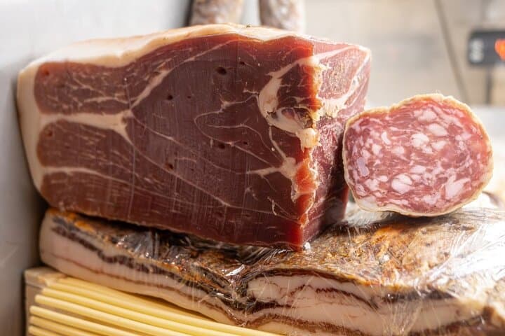 Tasting of 3 local wines with French charcuterie