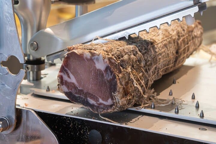Tasting of 3 local wines with French charcuterie