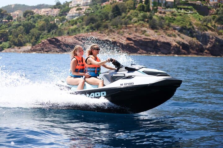 rent jet ski canes mandelieu