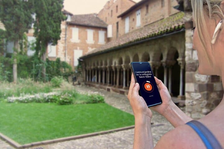 Toulouse in freedom: The serenity of the magnificent Cloister of Jacobins.