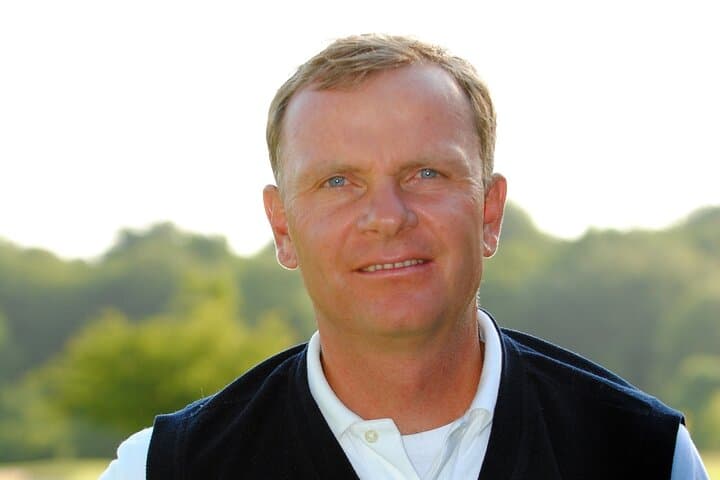 Private Fairways Golf with a PGA Pro on Paris Prestigious Greens