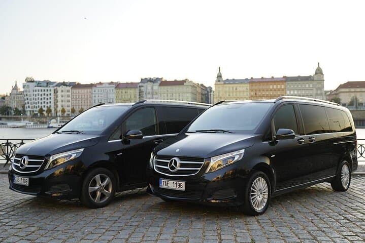 Round Trip Taxi Service between Private CDG Airport and Paris