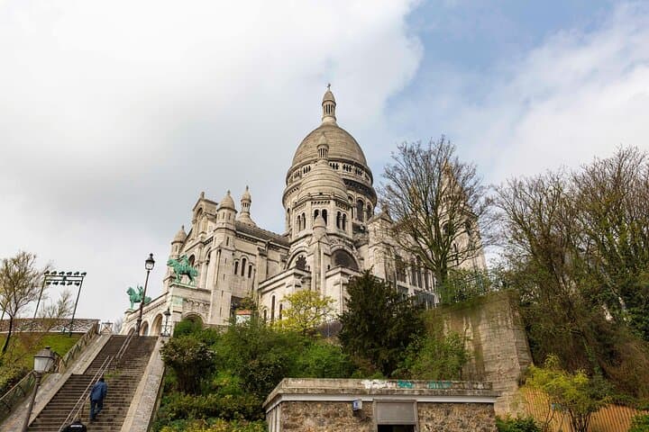 Sacre-Coeur and Montmarte Exclusive Private Guided Tour
