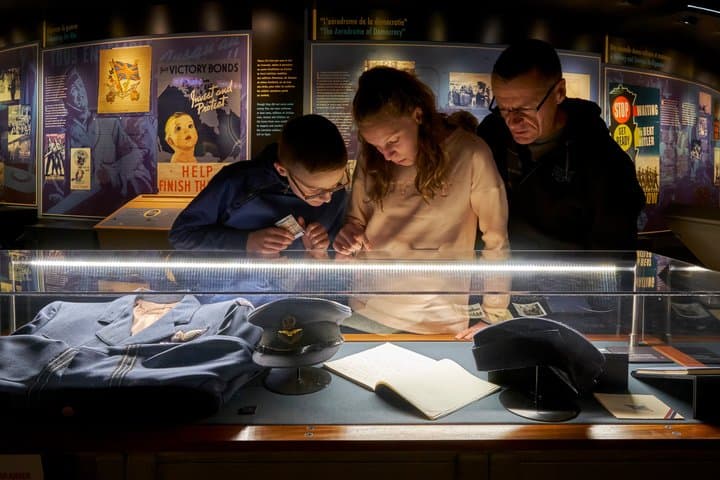 Normandy Day Tour Juno Beach and Canadian Sites from Paris