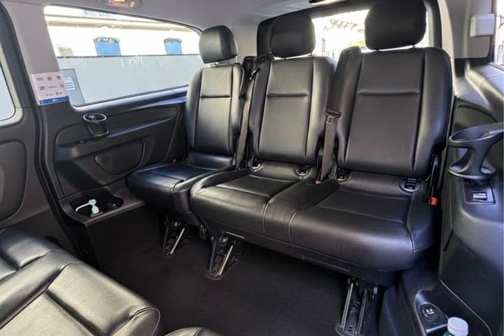 ️ Lounge-style seating for ultimate comfort.
Spacious 7 - seat van with 6 rear passenger seats and one optional seat — designed so you relax and forget the journey.