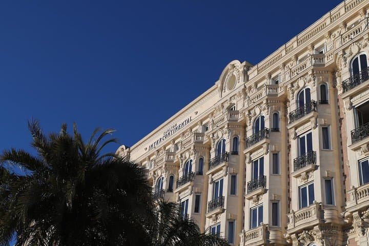 2 Days French Riviera Private Tour in a Vintage 2CV
