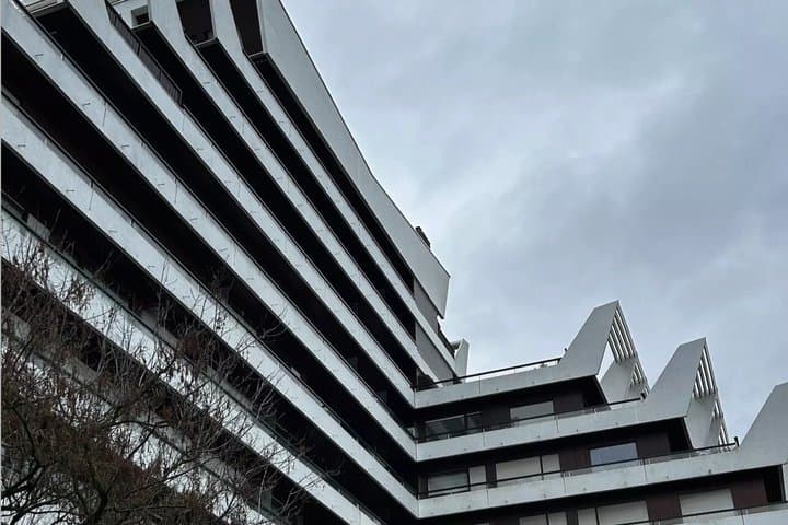 From Medieval Gates to Art Deco Waves: Audio Tour of Rennes
