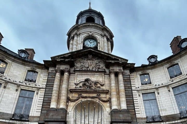 From Medieval Gates to Art Deco Waves: Audio Tour of Rennes