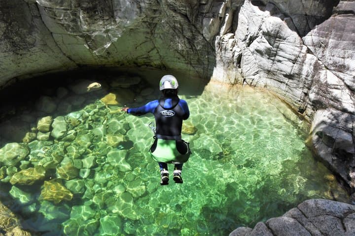 Canyoning in the turquoise waters of the Gorges du Verdon