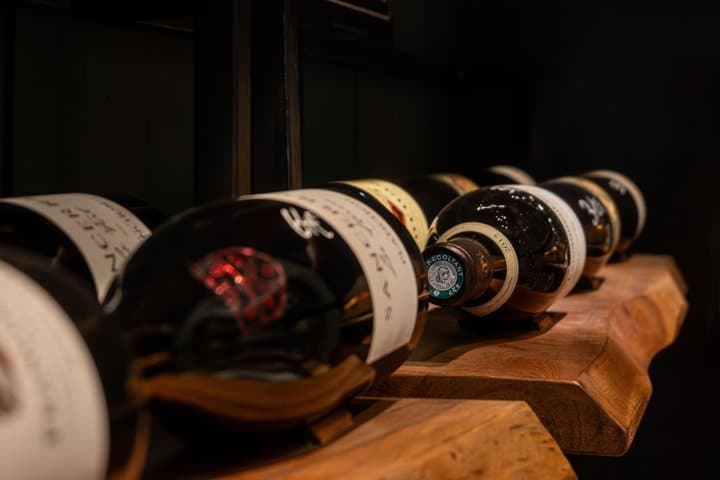 Nice Gourmet immersion between wines and champagne