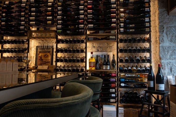 Champagne tasting in Nice with sommelier – exclusive moment