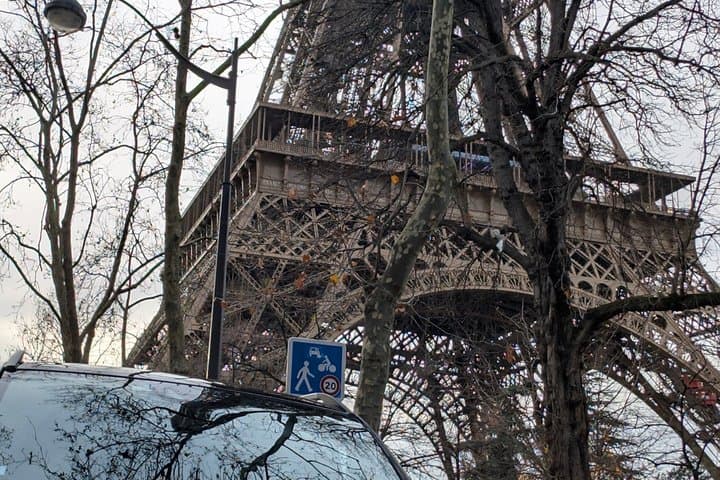 Paris Private Tour by Chauffer Driven Car