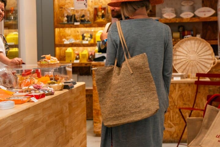Aix en Provence : Food & City Tour - From Aix
