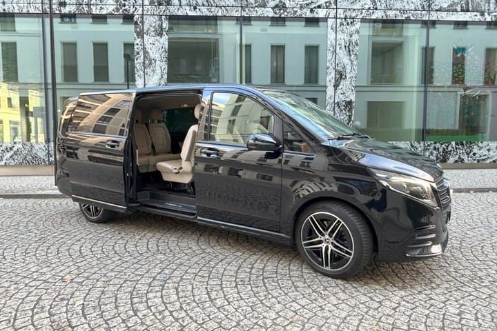 Private Transfer from Evian-les-Bains to Zurich Airport