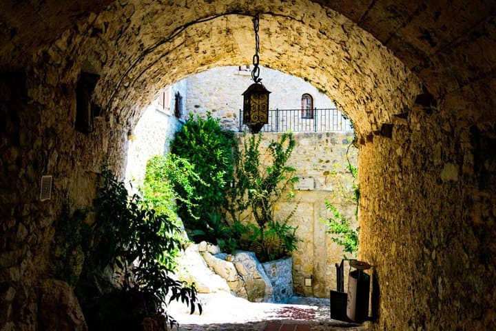 Excursion 5 hours creation of Fragonard Perfume and visit of Eze included