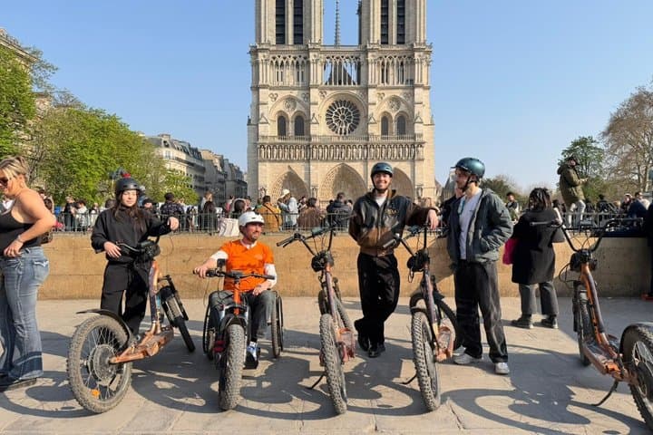 Guided tour of Paris by electric scooter. A fun and unique ride