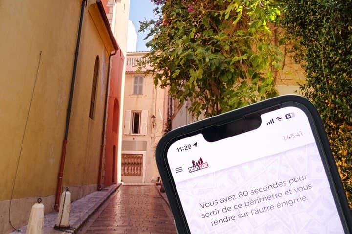 Escape Game Outdoor Theme Team Heist in Saint Tropez