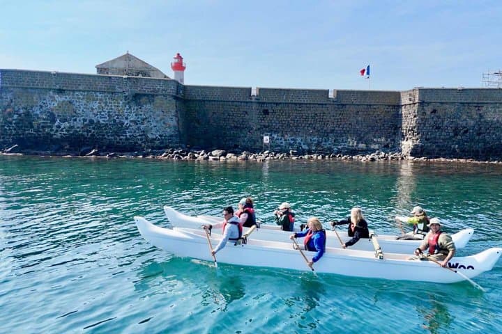Hawaiian canoe ride Fort of Brescou Island Cap d’Agde