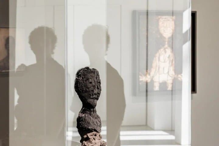 Paris Visitez l'expo Clair obscur avec 1 guide conférencière