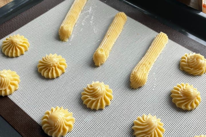 Pastry Class in Bordeaux - éclairs & choux à la crème
