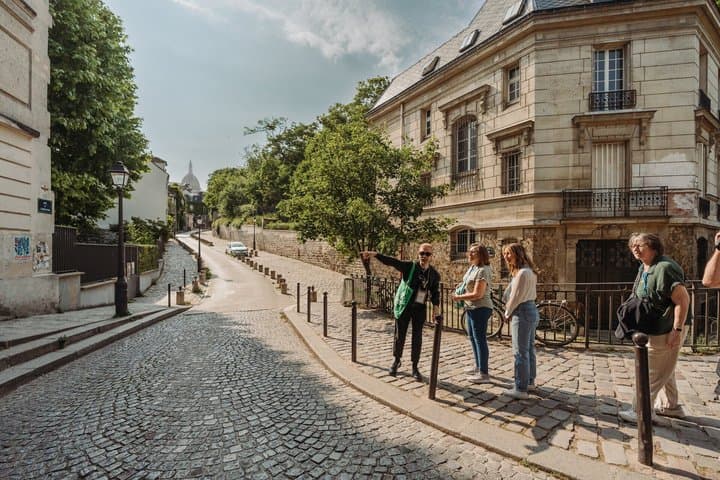 Paris Half-Day Walking Tour with Top Sites & Seine River Cruise
