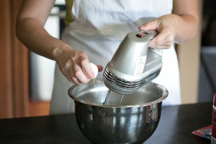 Cannelés, Kouign-Amann & Crêpes Class in Paris (Small Group)