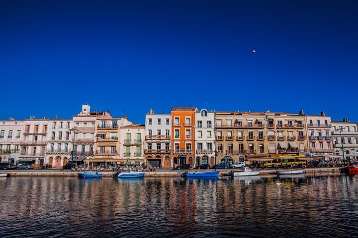 Sète Canals & Wine Heritage – Private Boat Tour