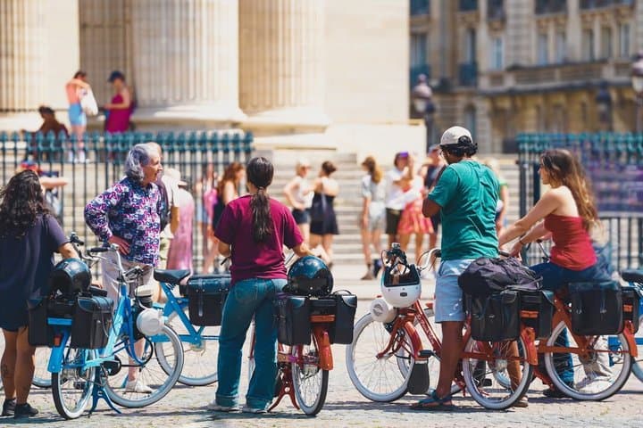 Paris in Vintage Solex - Latin Quarter, St-Germain & Eiffel Tower