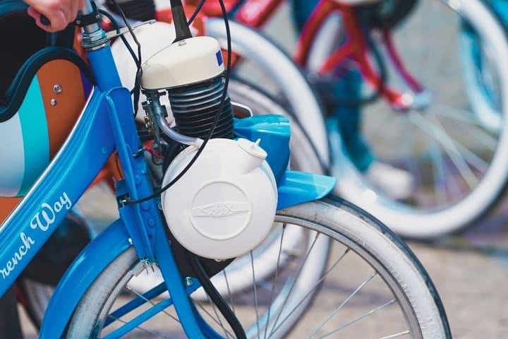 Electric Vintage Solex Tour – Canal Saint-Martin & Le Marais