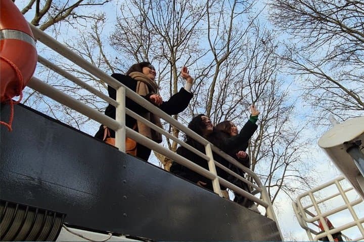Paris Canal Saint Martin Sightseeing Cruise with Live Commentary