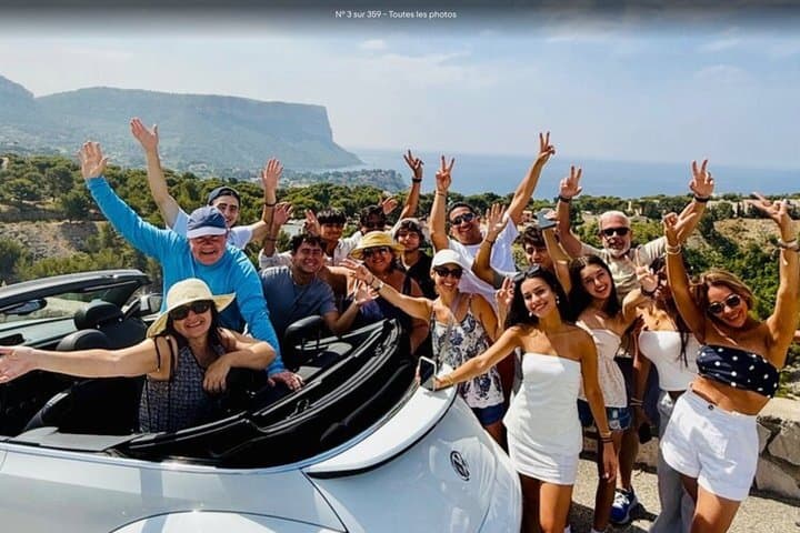 Drive a Cabriolet from Aix en Provence to Cassis la Ciotat