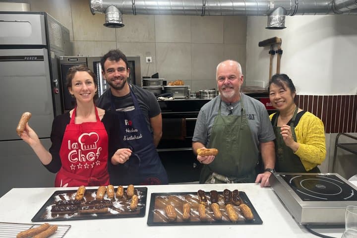 Pastry Class in Bordeaux - éclairs & choux à la crème