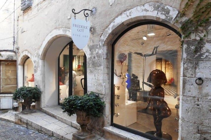 Cannes Antibes and Saint Paul de Vence Tour in Nice