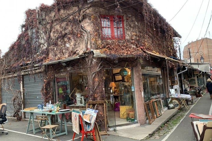 Private Tour of the Famous Paris Flea Markets