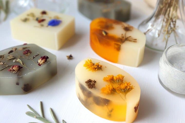 Paris 6 Mini Botanical Soaps Making Workshop