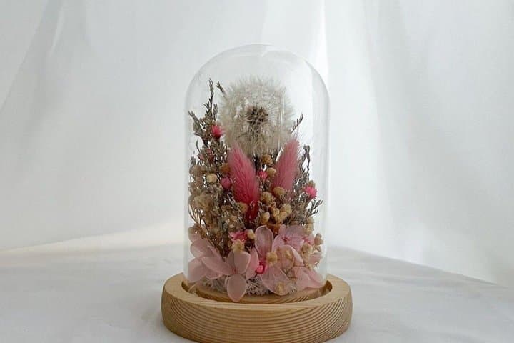Create Your Mini Eternal Flower Bell Jar in Paris