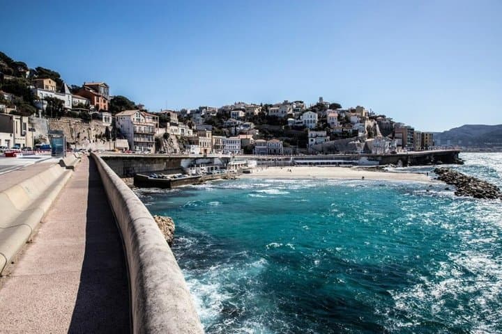 Private Full Day Marseille and Calanques Scenic Tour