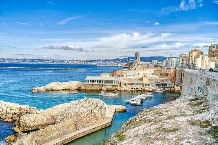 Marseille Scenic Highlights: Private Half-Day with Official Guide