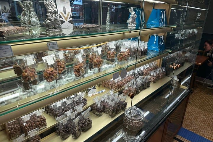 Paris Hidden Passages & French Delicacies: A Secret Food Journey