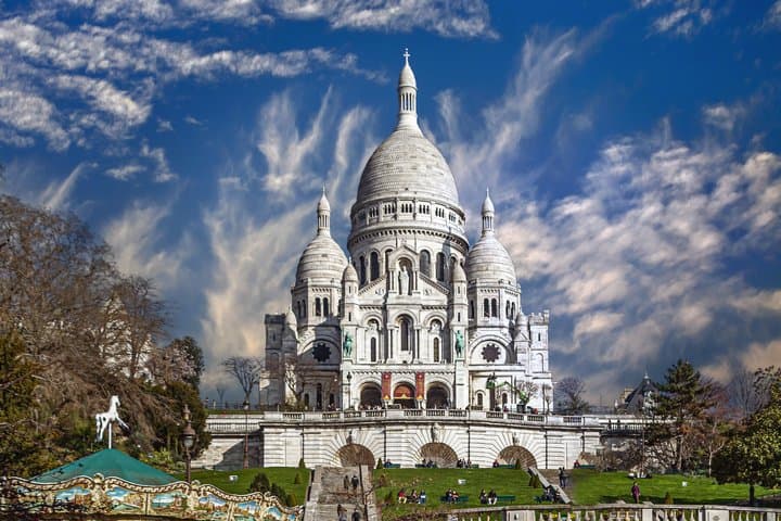 Montmartre and Sacre-Coeur Walking Tour