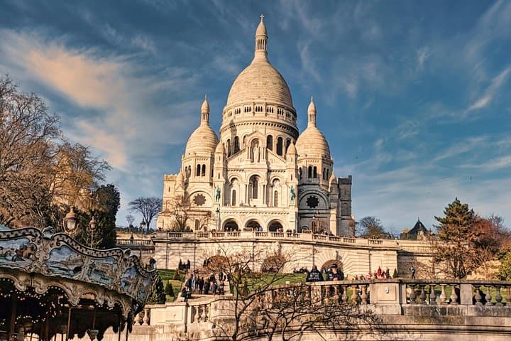Montmartre and Sacre-Coeur Walking Tour