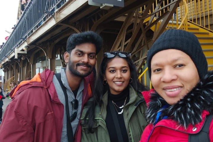 Paris City Highlights Tour with Local Guide and Eiffel Tower Tour