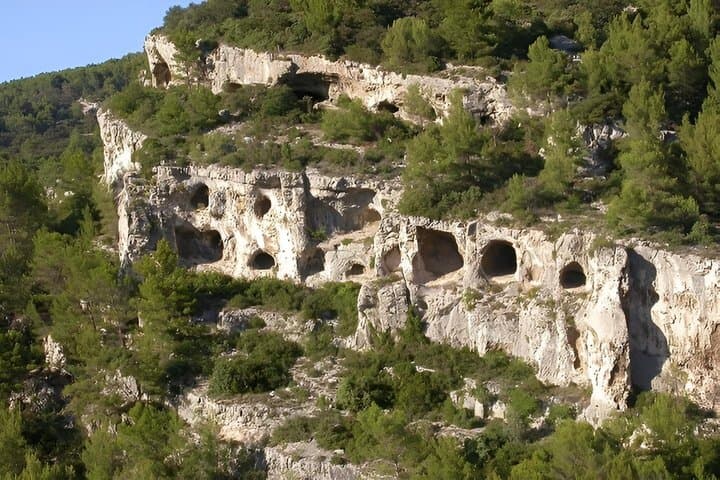 Provence Private Tour with Antiques Canals and Waterwheels