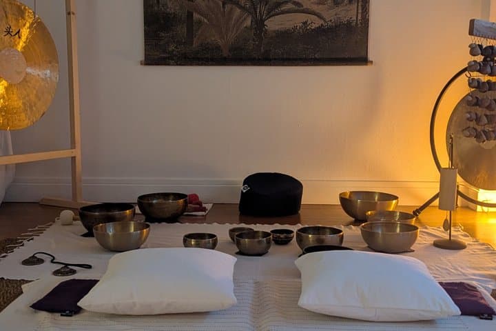 Duo Sound Massage at Tibetan Bowls in Dijon