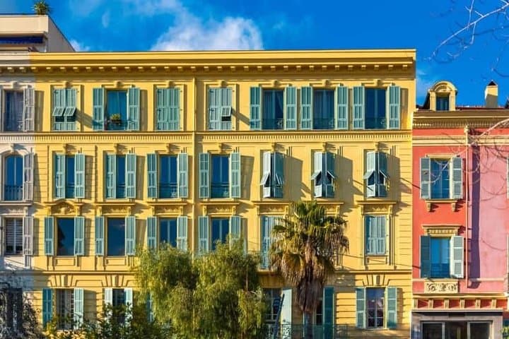 Nice Old Town and Promenade des Anglais Guided Walking Tour