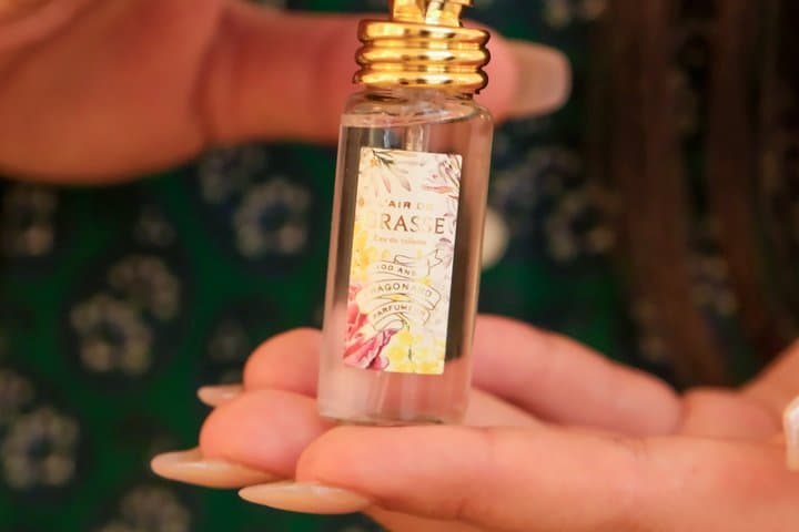 Paris Fashion & Design Private Tour with Perfume Making Workshop