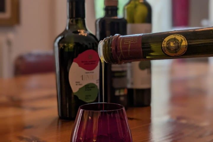 Olive oil tasting workshop