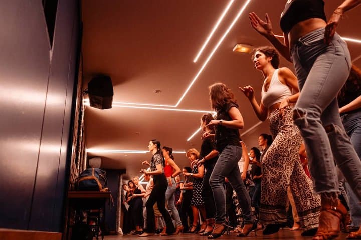 Paris Highlights by Day and Salsa by Night
